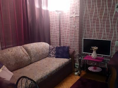 квартира за адресою Григорія Кочура вул. (Олександра Пироговського), 3