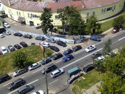 квартира за адресою Генерала Алмазова вул. (Кутузова), 14