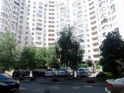 квартира за адресою Вишняківська вул., 13