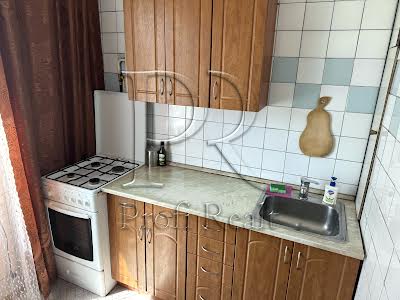 квартира за адресою Приозерна вул., 12-А