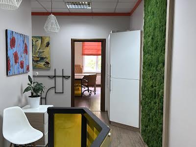комерційна за адресою Глибочицька вул., 40