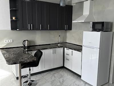 квартира по адресу Миколы Бажана просп., 17