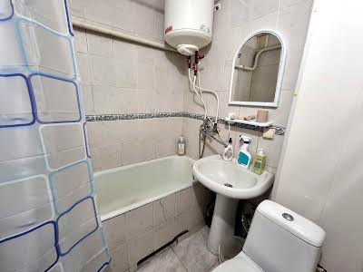 квартира за адресою Романа Ратушного вул. (Волгоградська), 39