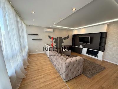 квартира за адресою Практична вул., 3