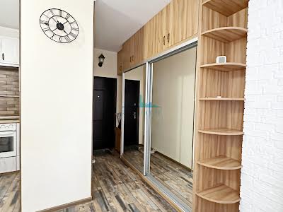 квартира за адресою 53-тя Садова вул., 16