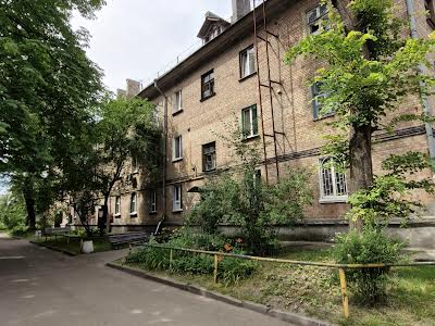 квартира за адресою Анатолія Базилевича пров. (Червонозаводський), 7/5