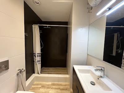 квартира за адресою Метрологічна вул., 15