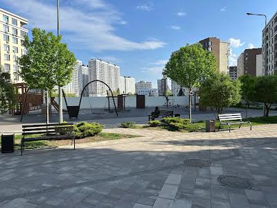 квартира за адресою Юнацька вул., 2
