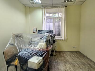 комерційна за адресою Дарвіна вул., 6