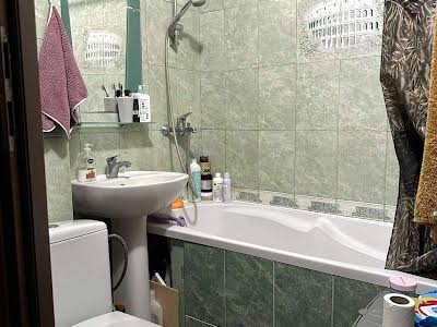 квартира по адресу Сірожупанників ул. (Валентина Серова), 30-А