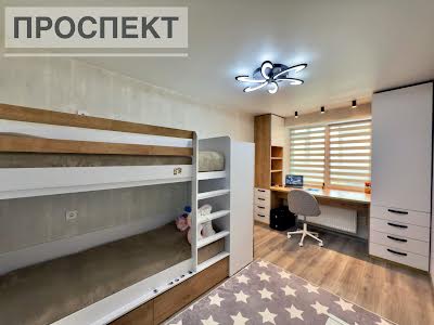 квартира за адресою Михайла Лушпи просп., 22/1