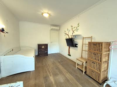 квартира за адресою Дмитрівська вул., 75