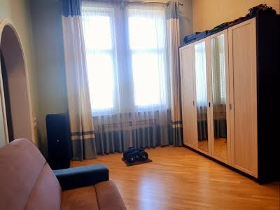 квартира по адресу Сапёрно-Слободская ул., 8