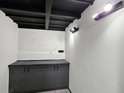 коммерческая по адресу Михаила Бойчука ул. (Киквидзе), 41-Б
