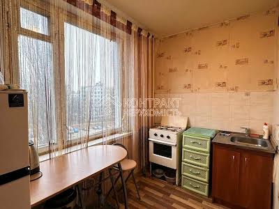 квартира за адресою Тракторобудівників, 110Б