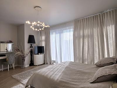 квартира за адресою Буслівська вул., 12