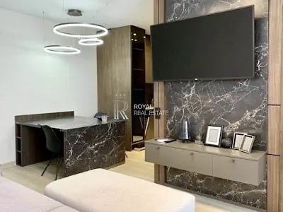 квартира за адресою Київ, Практична вул., 1