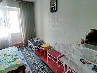 квартира за адресою Леоніда Первомайського вул., 5а