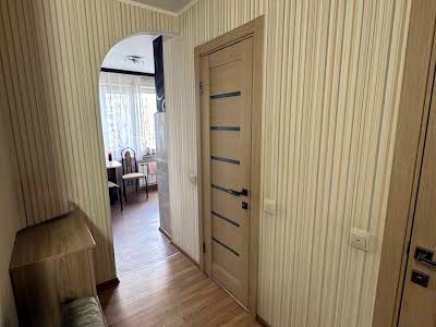 квартира за адресою Гната Юри вул., 4