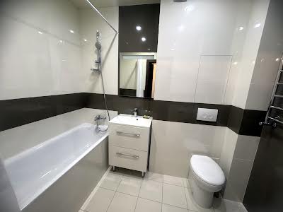 квартира за адресою Ревуцького вул., 9