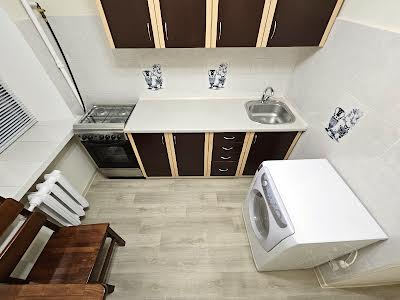 квартира за адресою Будівельників вул., 8