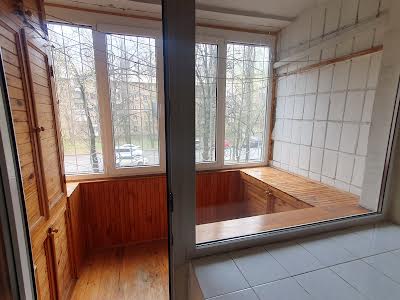 квартира по адресу Мирослава Поповича ул. (Семашка), 21