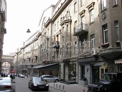 квартира за адресою Хрещатик вул. (Kreschatic), 15