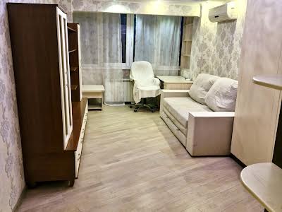 квартира за адресою Ентузіастів вул., 33