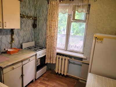 квартира за адресою Ольжича вул., 13