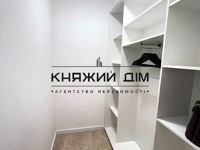 квартира по адресу Практичная ул., 4