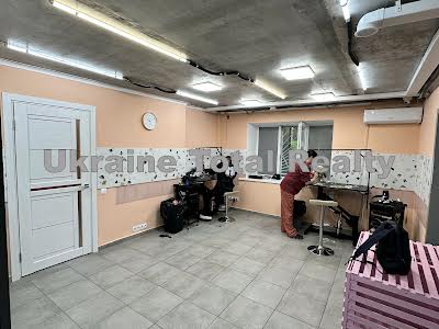 коммерческая по адресу Стадионная ул., 21/1