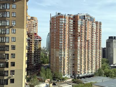 квартира по адресу Евгения Коновальца ул. (Щорса), 30
