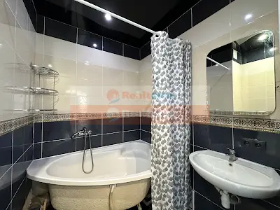 квартира за адресою Ракетна вул., 24