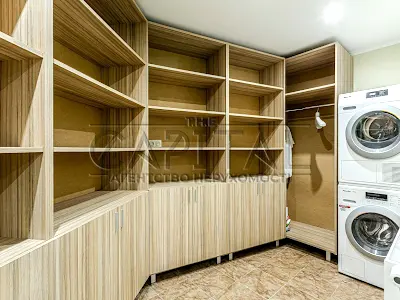 будинок за адресою с. Дмитрівка, радісна, 3