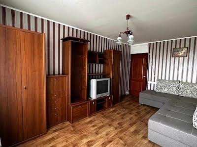 квартира за адресою Бригади Хартія вул., 49