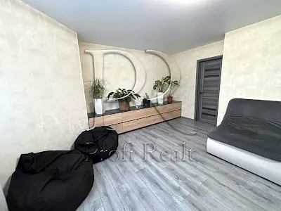 квартира по адресу с. Святопетровское, Тепличная ул., 48