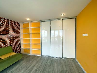 квартира за адресою Вадима Гетьмана, 1Б