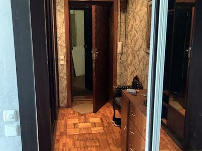 квартира по адресу Драгоманова ул., 31