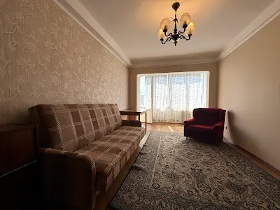 квартира за адресою Ентузіастів вул., 25/1