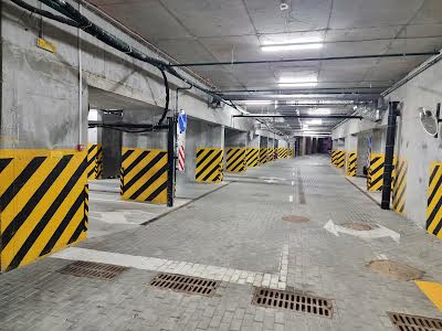 коммерческая по адресу Глубочицкая ул., 13