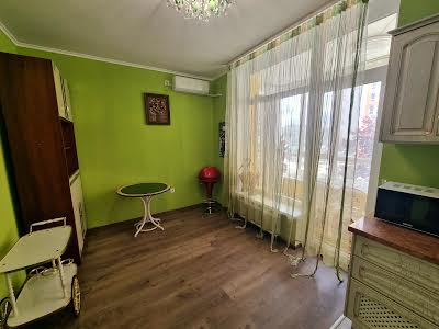 квартира по адресу Киев, Берестейский просп. (Победы), 67-В