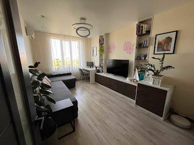 квартира за адресою Абрикосова вул., 3