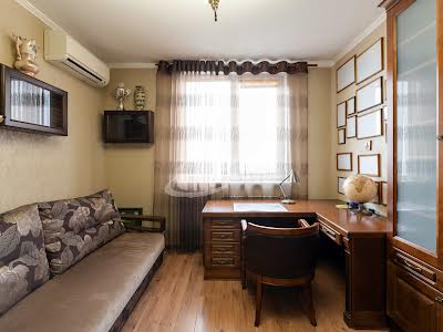 квартира по адресу Степана Рудницкого ул. (Вильямса академика), 3/7