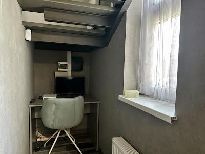 дом по адресу 2-га Садова ул.