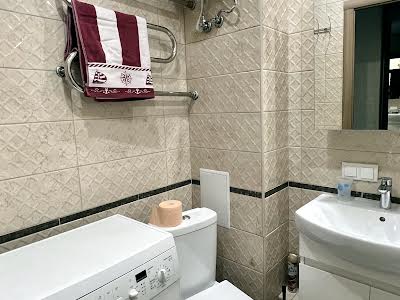 квартира за адресою Академіка Глушкова просп., 26