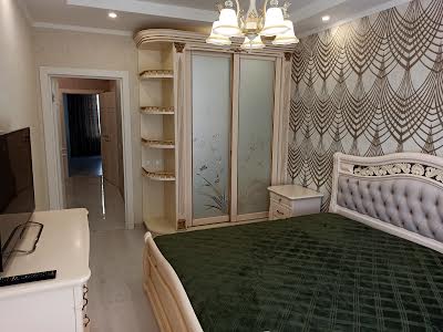 квартира за адресою Драгоманова вул., 10
