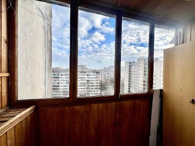 квартира за адресою Олега Мудрака вул. (Генерала Наумова), 33-А