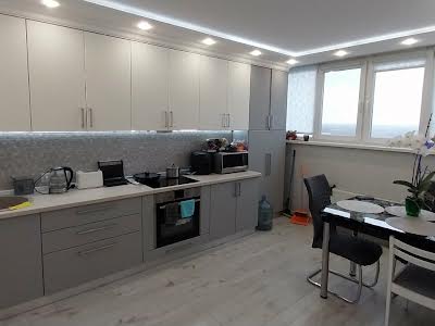 квартира за адресою Соломії Крушельницької вул., 15