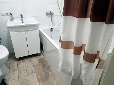 квартира за адресою с. Петропавлівська борщагівка, Оксамитова вул., 20г