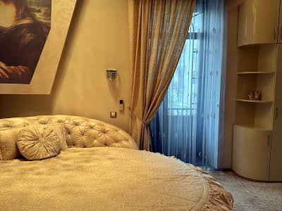 квартира по адресу Лютеранская ул., 8